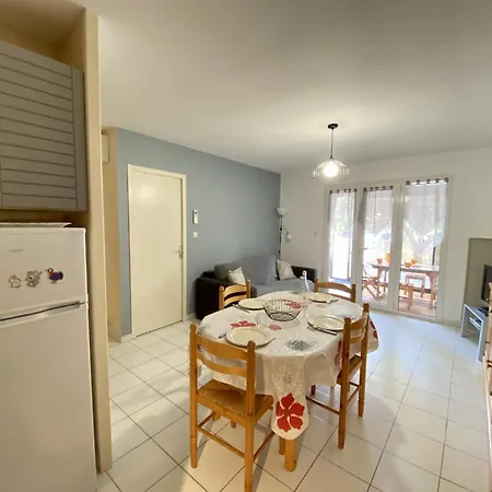 T3 Mezzanine, Climatisee Avec Garage, 6 Personnes, Proche De La - Fr-1-795-32 *