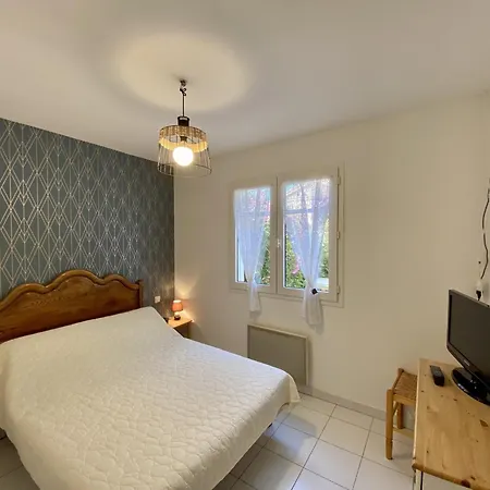 Villa T3 Mezzanine, Climatisee Avec Garage, 6 Personnes, Proche De La - Fr-1-795-32 Fleury (Aude)